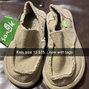 Kids Sanuk NWT